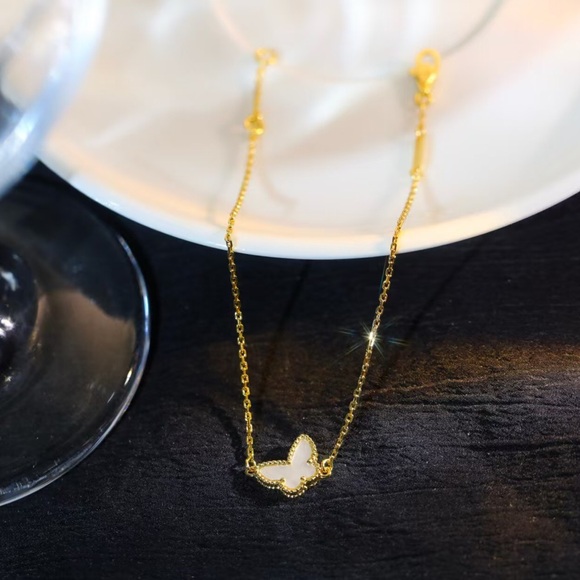 Bulgari Gold Bracelet with White Butterfly Charm - Picture 2 of 7